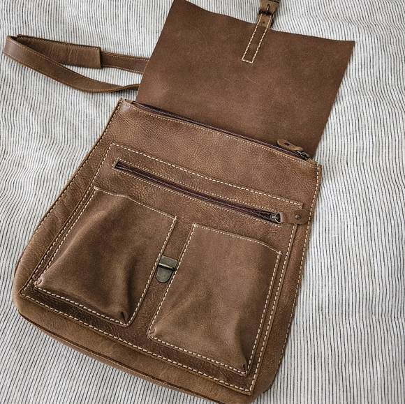 ROOTS Canada Raiders Backpack Pack Tribe Natural Brown Leather - Picture 7 of 8